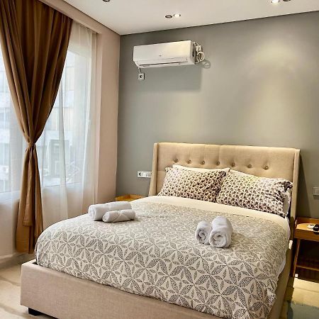 Port Twins Suites No1 Pireu Exterior foto
